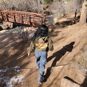 Meet your Posher, Johana